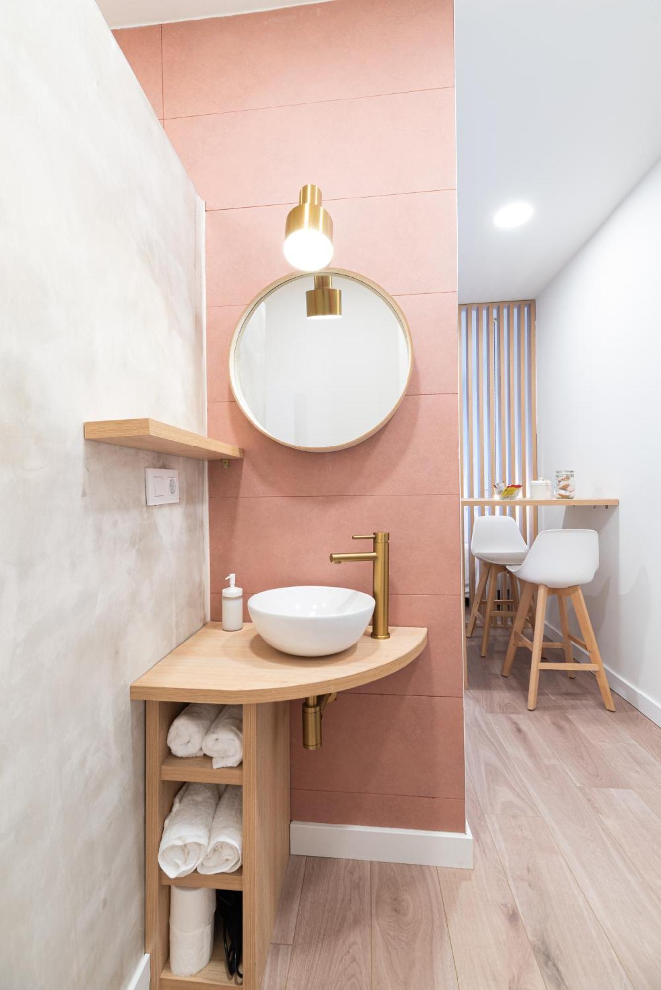 Apartamentos Turisticos Fatima, En El Centro De Vigo Extérieur photo