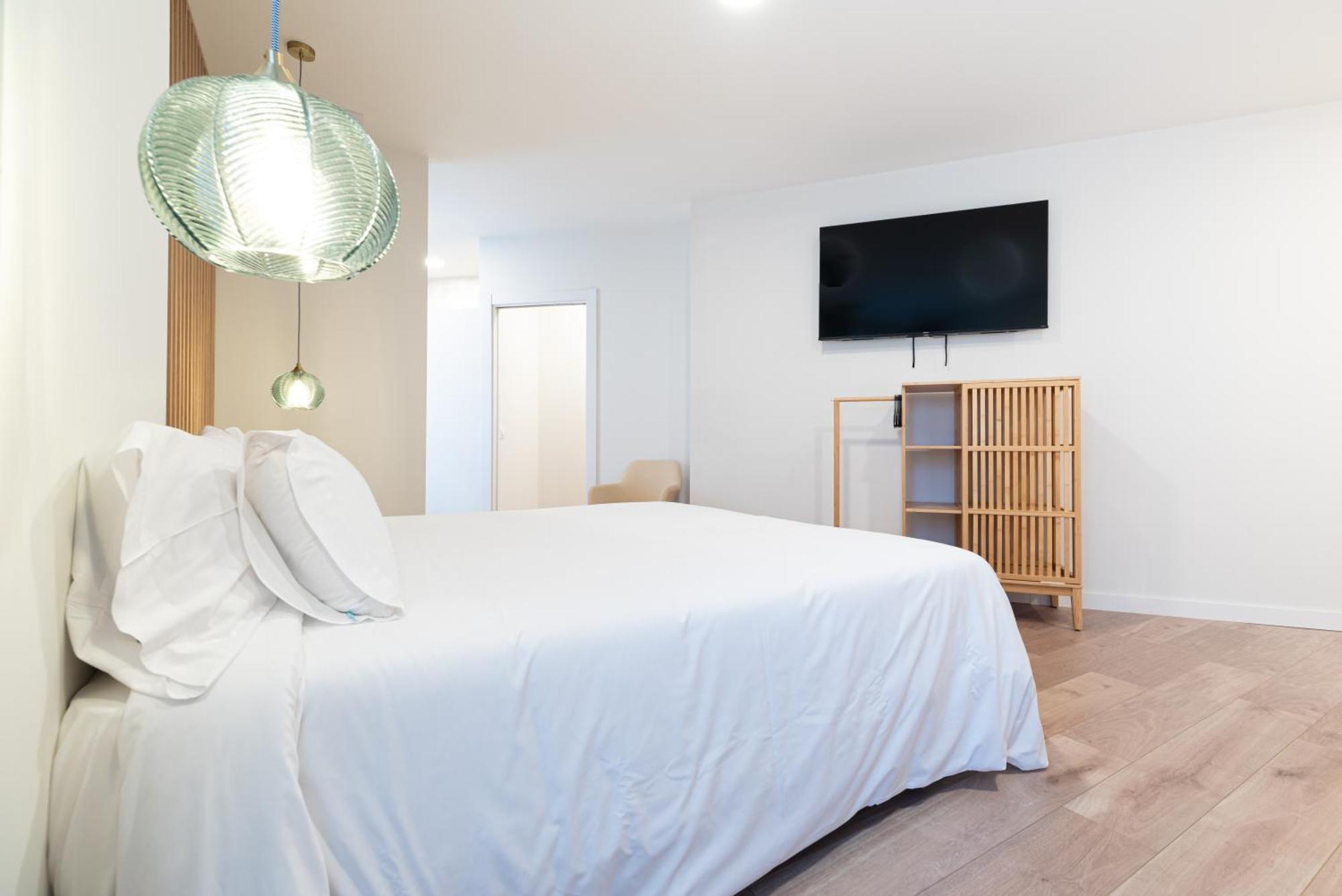 Apartamentos Turisticos Fatima, En El Centro De Vigo Extérieur photo